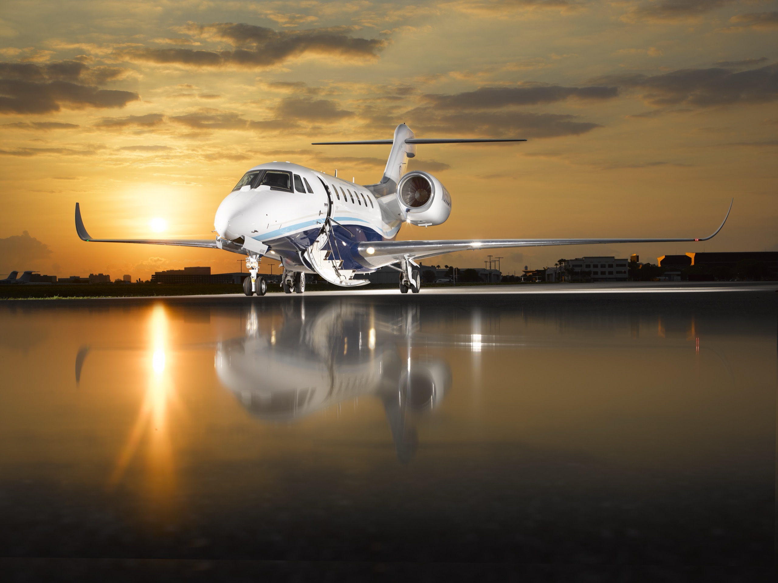 Citation X N868DM