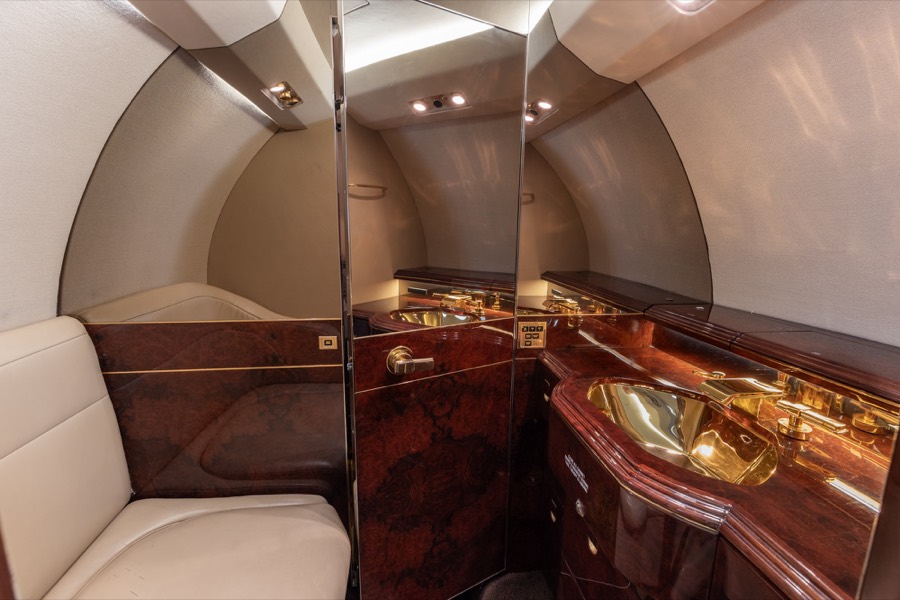 Citation X N104R interior